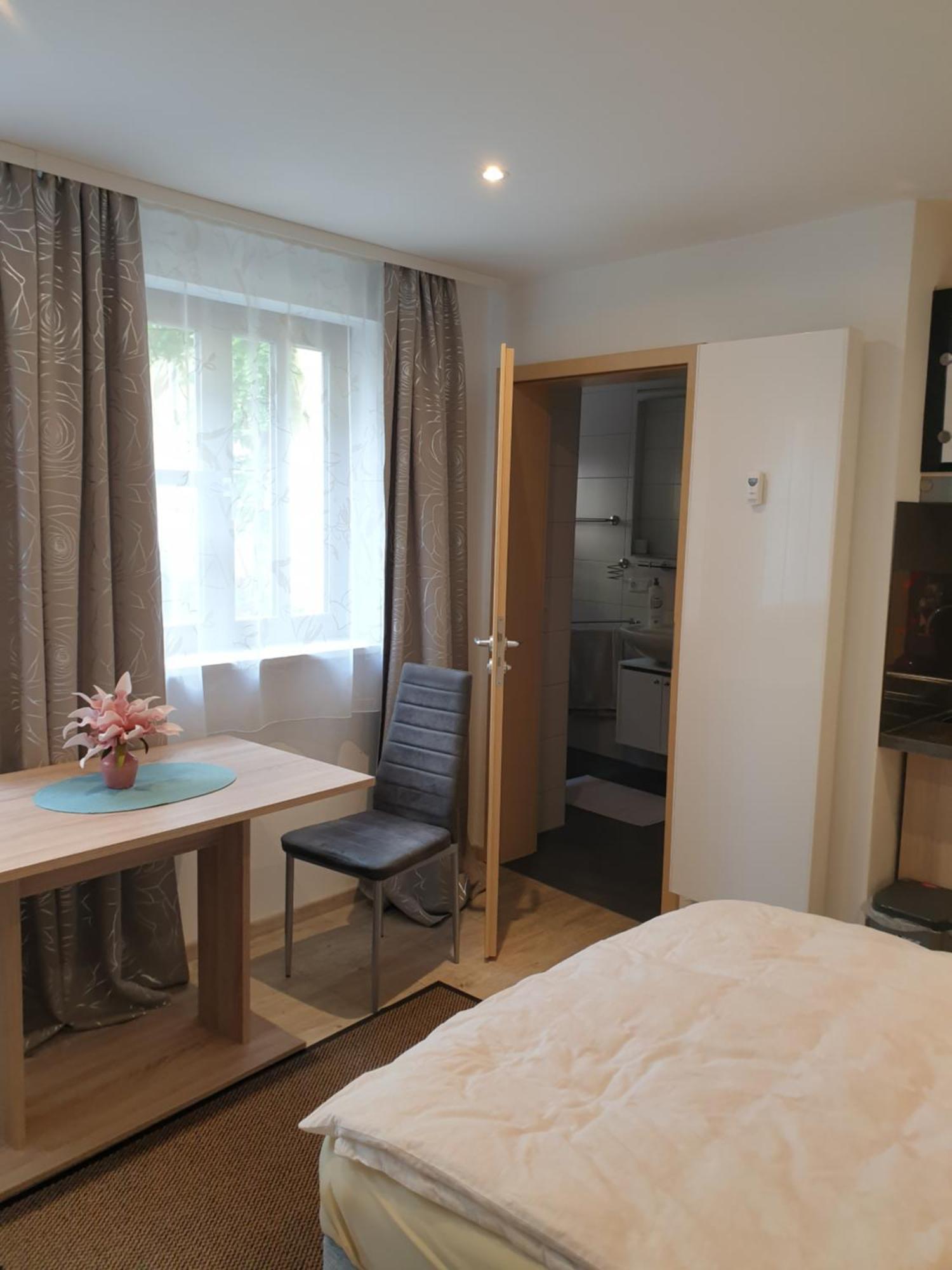 Hausner'S Hotel- Studio Apartments Altenstadt an der Waldnaab Ngoại thất bức ảnh