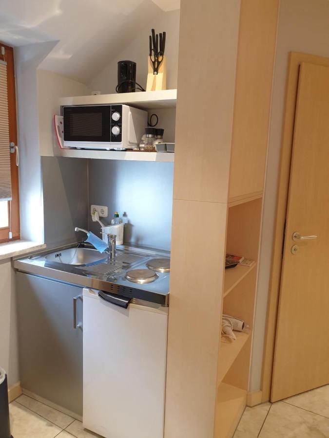 Hausner'S Hotel- Studio Apartments Altenstadt an der Waldnaab Ngoại thất bức ảnh